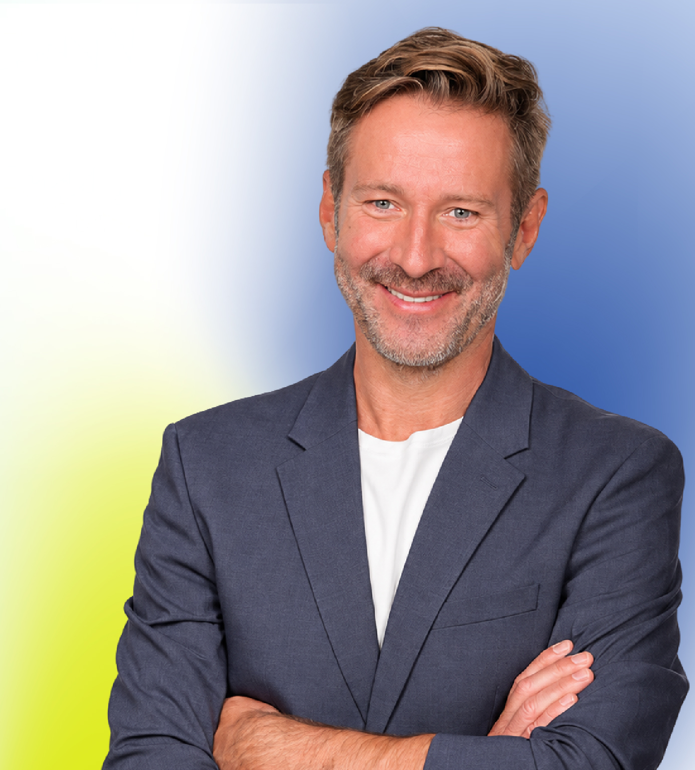 KRZYSZTOF ŁONIEWSKI 