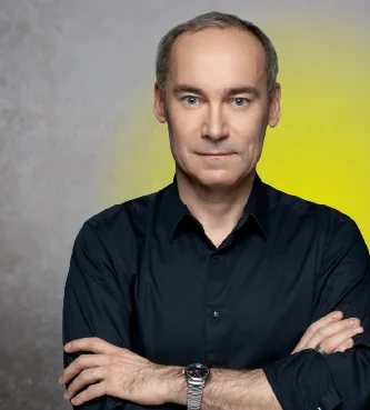 MAREK LUSZTYN